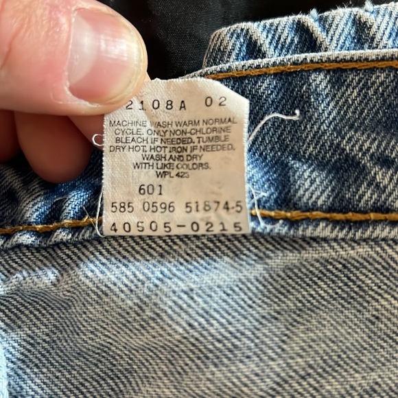 Vintage Levi’s 505s. - Picture 4 of 6